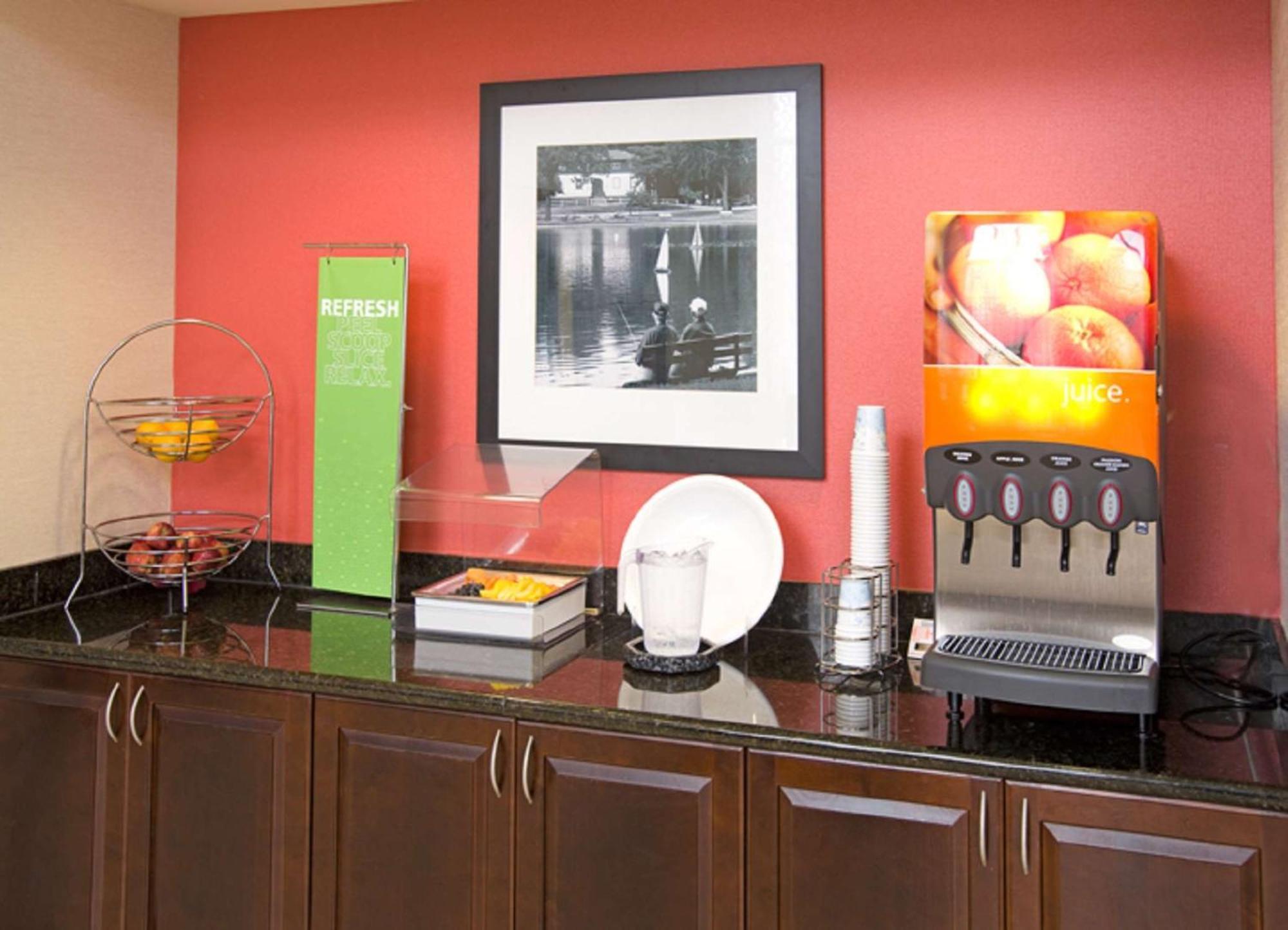 Hampton Inn Schenectady Downtown Buitenkant foto
