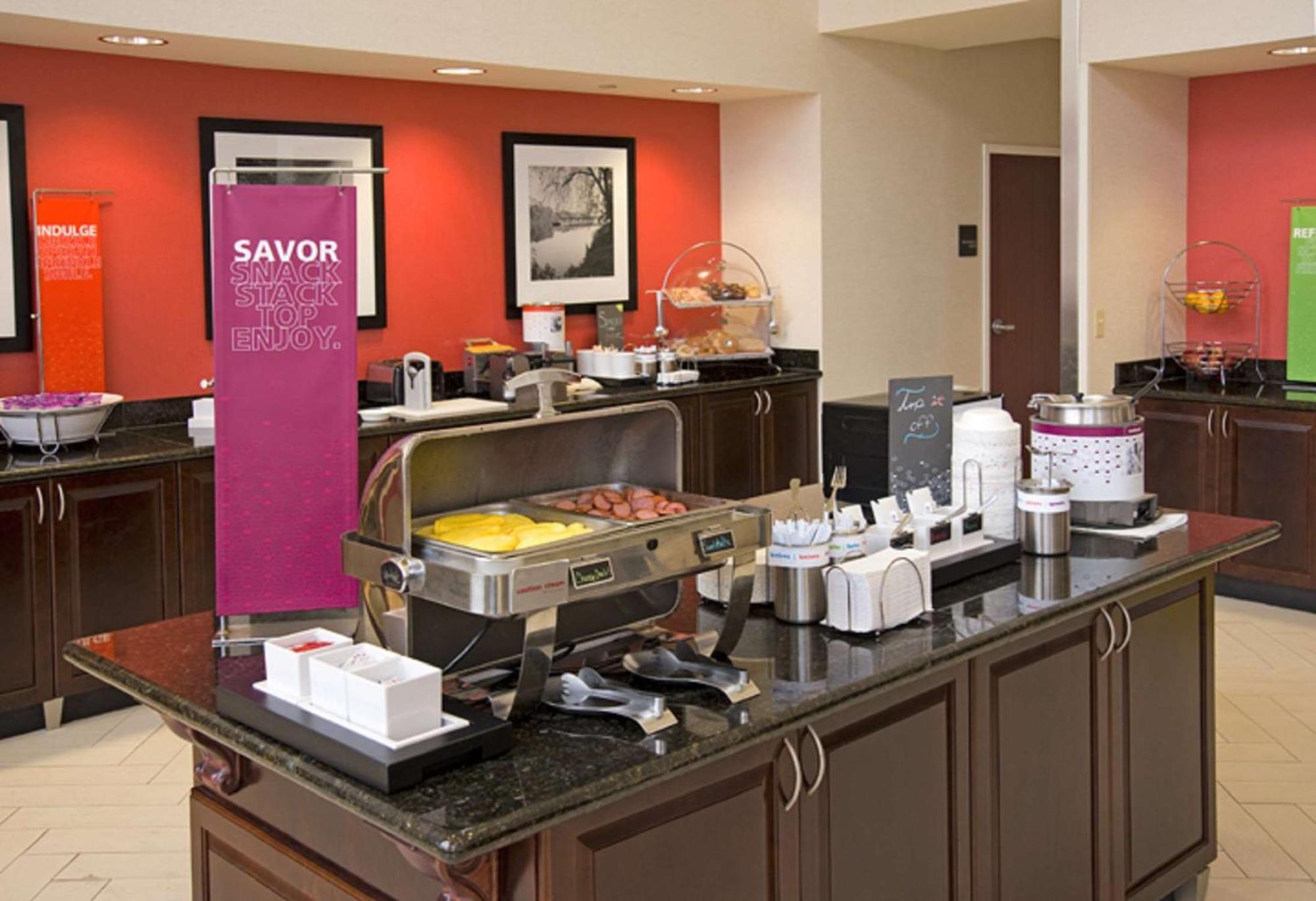 Hampton Inn Schenectady Downtown Buitenkant foto