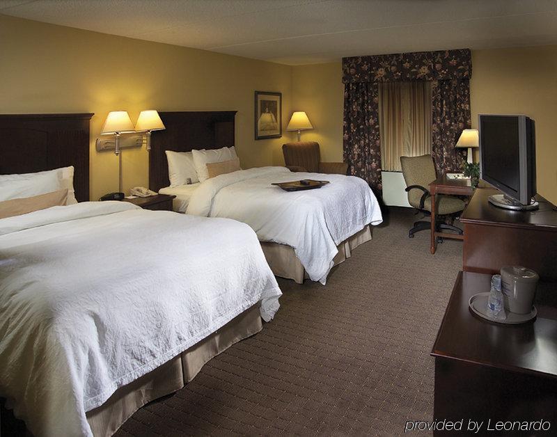 Hampton Inn Schenectady Downtown Kamer foto
